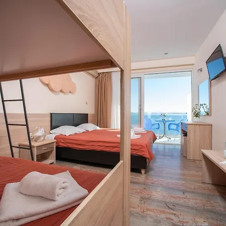 Corfu Maris Bellos 贝尼蔡斯
