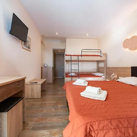 Corfu Maris Bellos 贝尼蔡斯