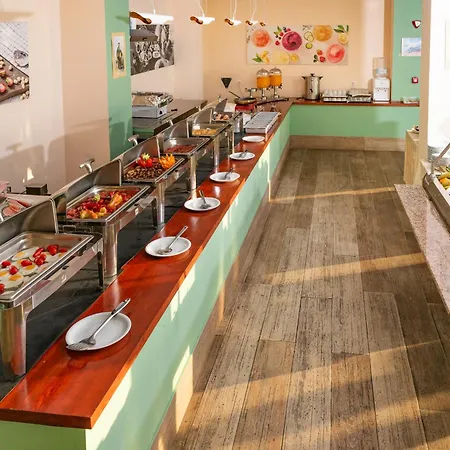 酒店 Corfu Maris Bellos 4*